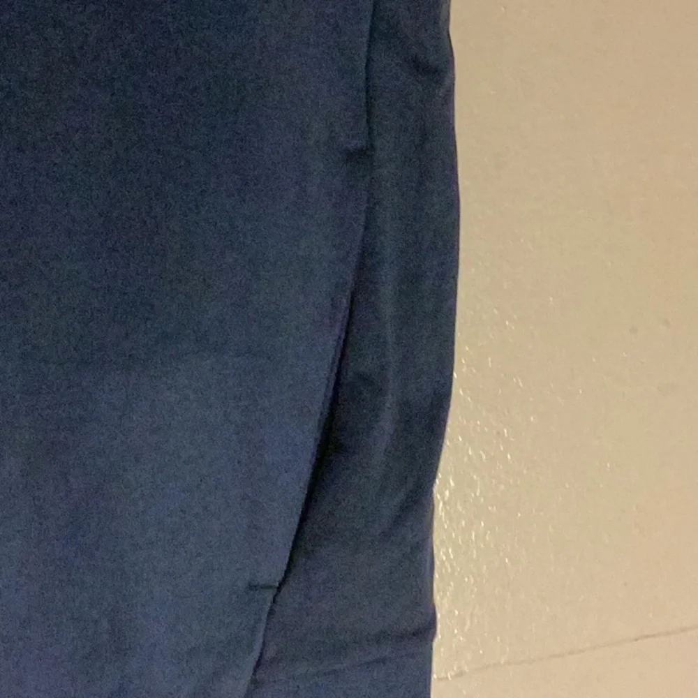 Oakley Dark Navy Small Vest 4 pockets 2 outside 2 inside - Picture 6 of 9